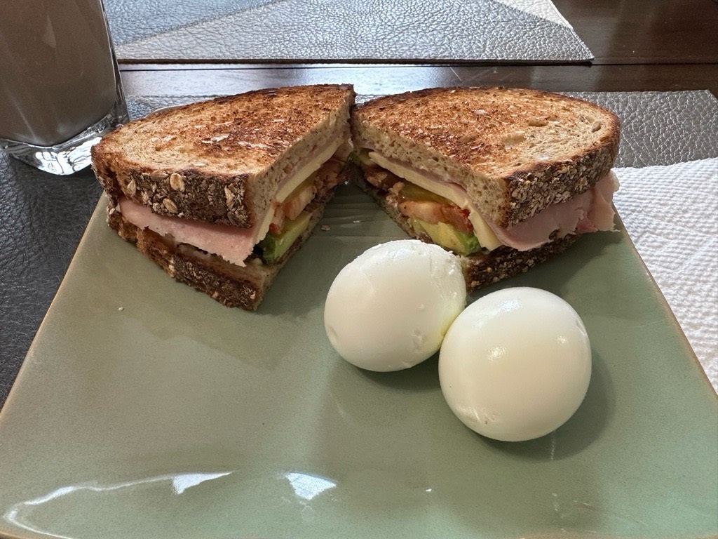 Bacon, Ham & Cheese sandwich 